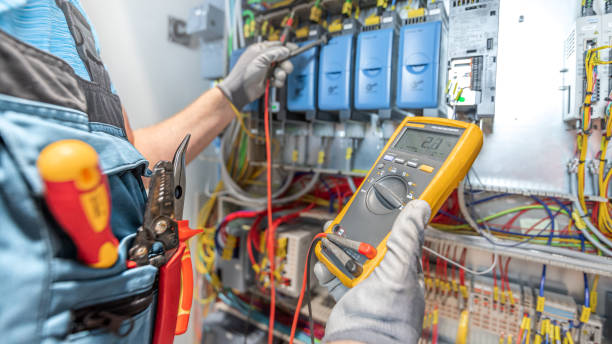 Best Licensed Electrician  in Ashdown, AR